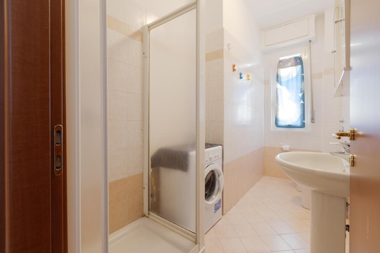 מילאנו Apartment With Balcony - 50 M Far From M1 Pasteur מראה חיצוני תמונה